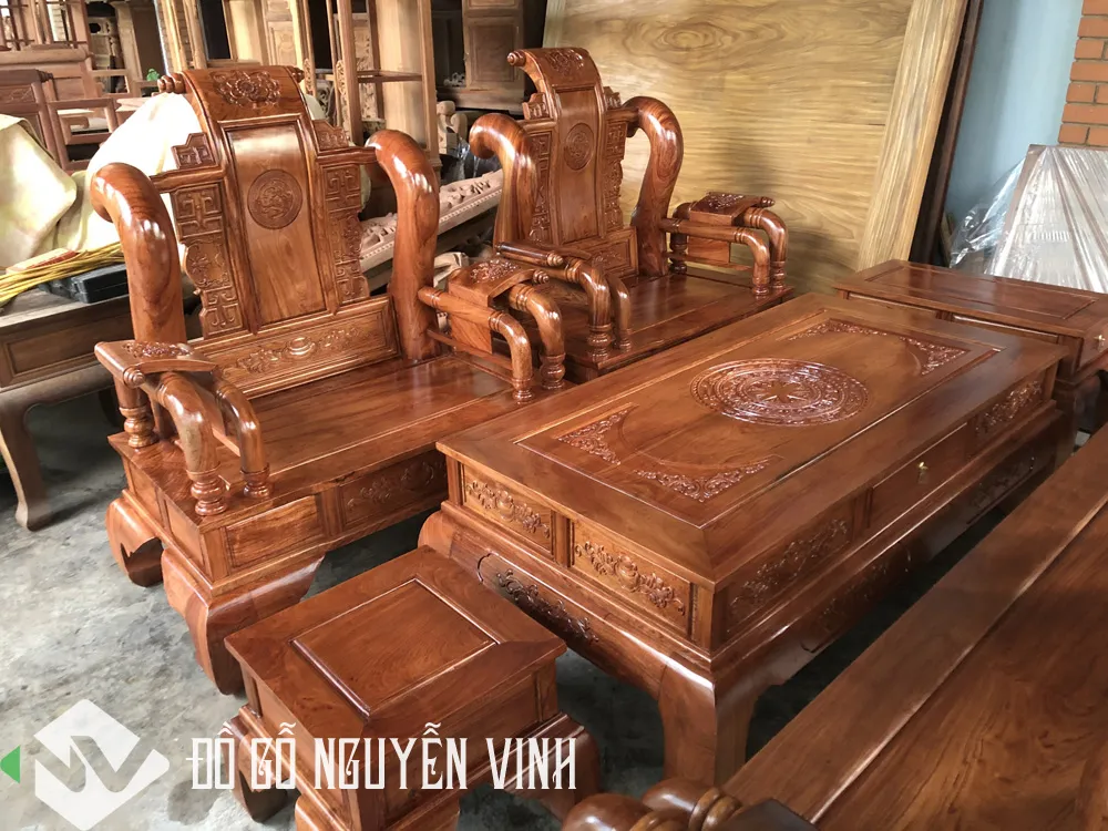 Hình ảnh chi tiết bộ bàn ghế Tần Thủy Hoàng từ gỗ hương đá