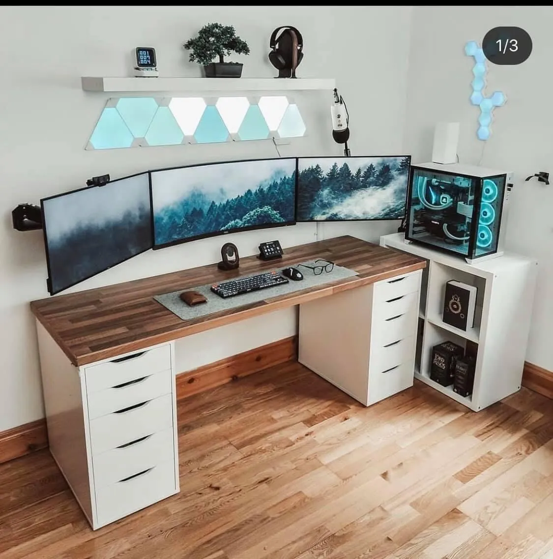 Bàn Gaming - bàn máy tính gỗ tự nhiên có tuổi thọ cao