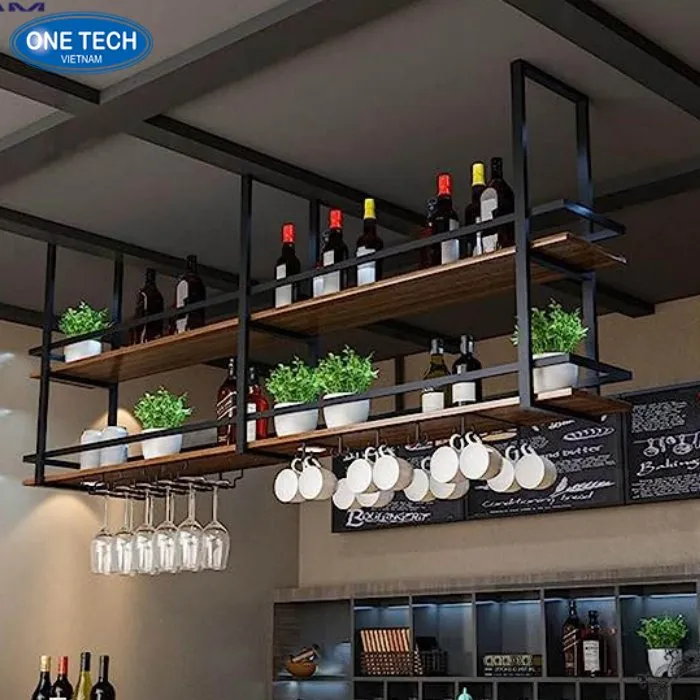 Kệ trưng bày rượu gắn trần cho không gian quầy bar