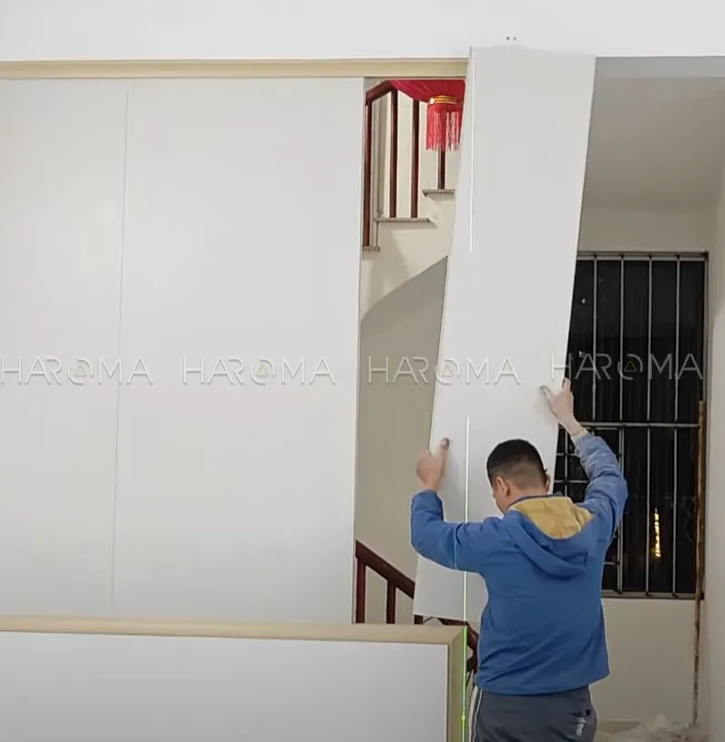 Bước chuẩn bị và cắt tấm nhựa làm vách ngăn phòng theo kích thước